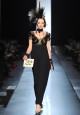 Jean Paul Gaultier Haute Couture Proleće - Leto 2011
Kažete minimalistička forma haljine? Ma 'ajte molim Vas?!?
